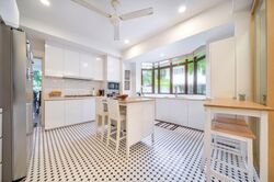 Coronation Road West (D10), Semi-Detached #594213871
